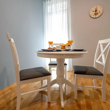 Petra Apartment