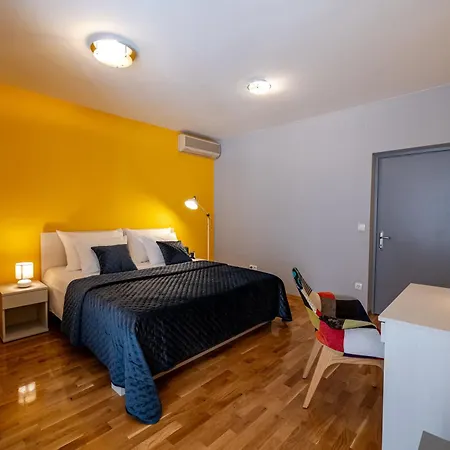 Petra Apartment